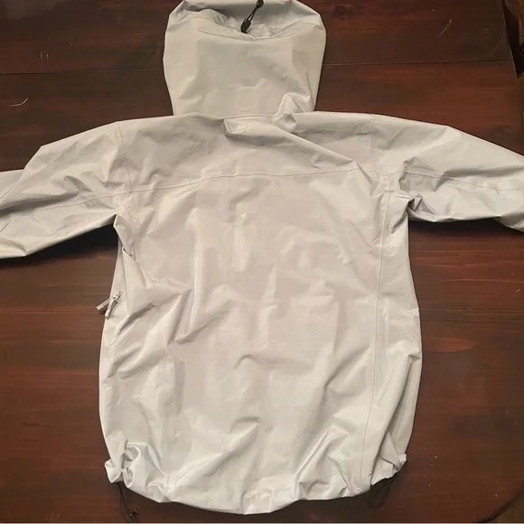 Arc'teryx gray jaacket size small